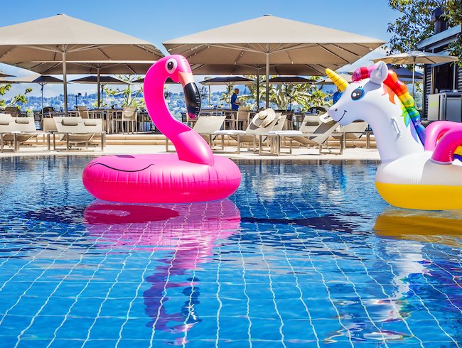 RIVE DROITE SWIMMING POOL